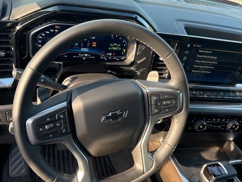 Used 2025 Chevrolet Silverado 1500 RST image 23