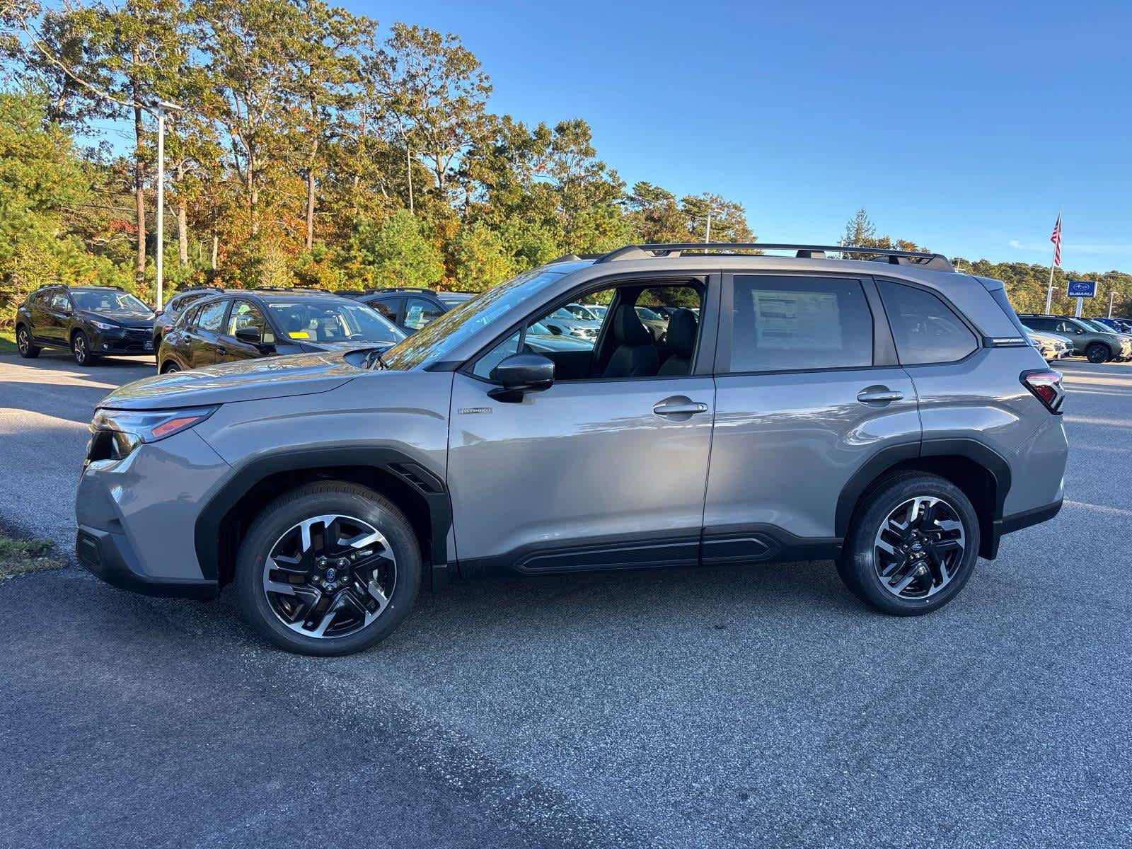 New 2026 Subaru Forester Touring AWD/4WD image 3