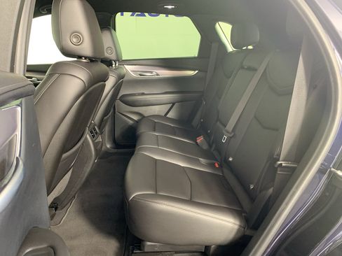 Used 2021 Cadillac XT5 Luxury FWD image 31