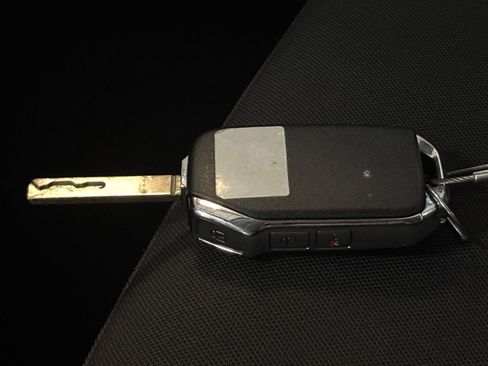 Used 2025 Kia Sportage LX image 22