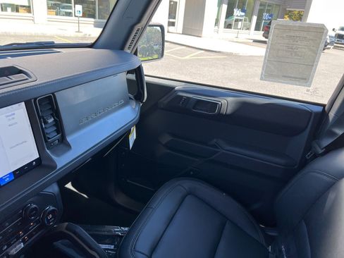 New 2025 Ford Bronco Badlands w/ Sasquatch Package image 37