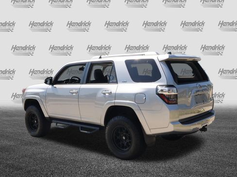 Used 2018 Toyota 4Runner SR5 Premium AWD/4WD image 7
