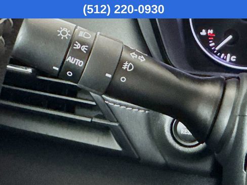 Used 2025 Subaru Outback Premium AWD/4WD image 13
