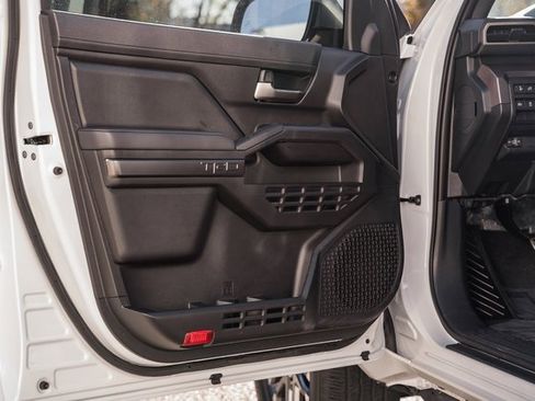 Used 2024 Toyota Tacoma TRD Sport image 40