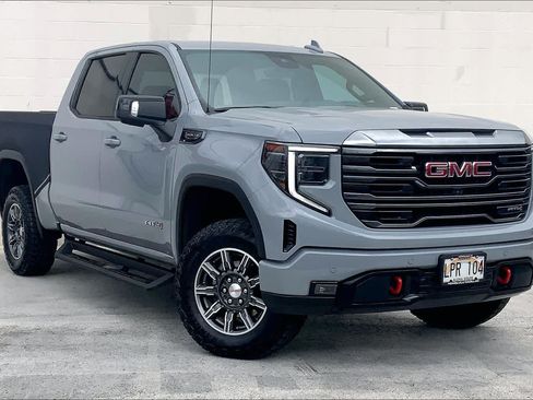 Used 2024 GMC Sierra 1500 AT4 w/ Technology Package AWD/4WD image 21