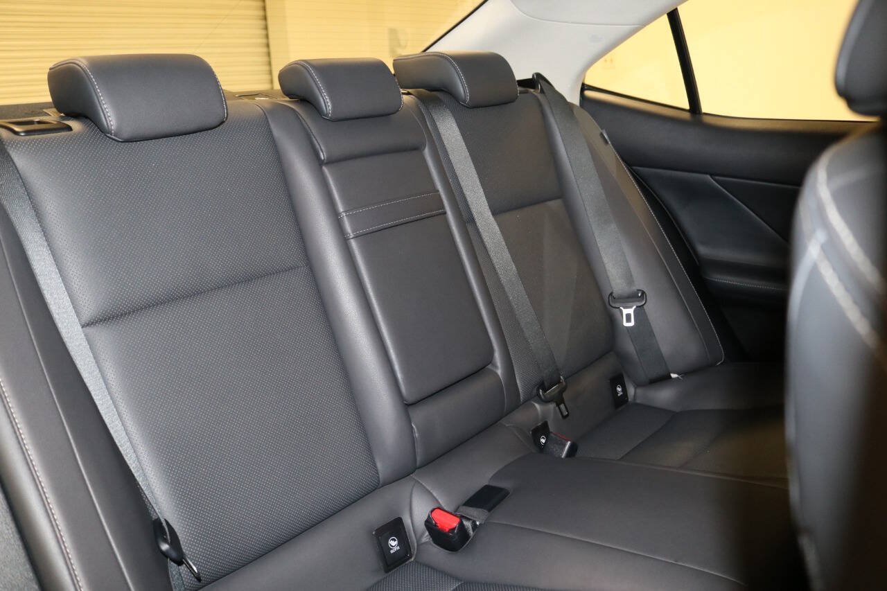 Used 2016 Lexus IS 200t w/ Navigation System Package RWD image 80