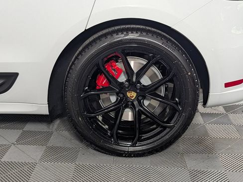 New 2026 Porsche Macan GTS AWD/4WD image 12