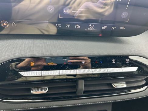 New 2026 Buick Enclave Sport Touring w/ Power Package image 29