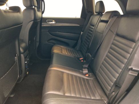 Used 2019 Jeep Grand Cherokee Limited X RWD image 18