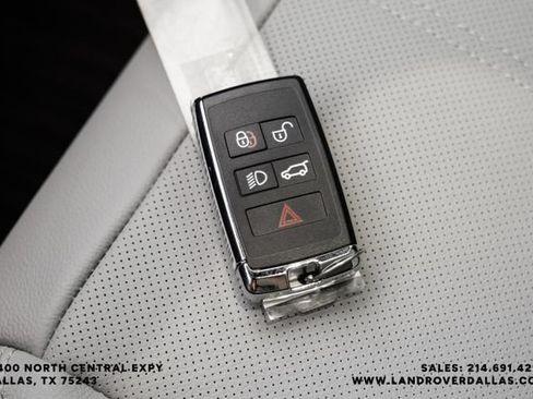 New 2026 Land Rover Range Rover Velar S AWD/4WD image 69