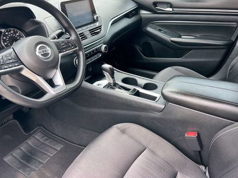 Used 2020 Nissan Altima 2.5 S FWD image 13
