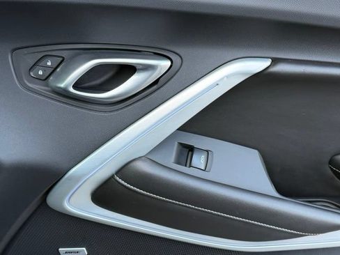 Used 2022 Chevrolet Camaro SS RWD image 18