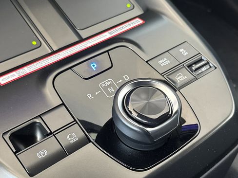 New 2026 Subaru Solterra Premium image 21