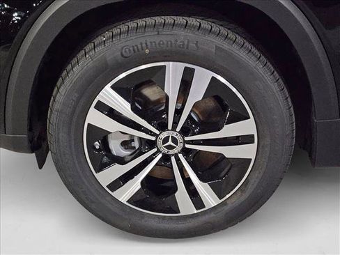 New 2025 Mercedes-Benz GLB 250 image 10