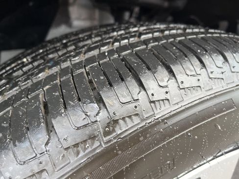 Used 2023 Nissan Rogue SL w/ SL Premium Package image 10