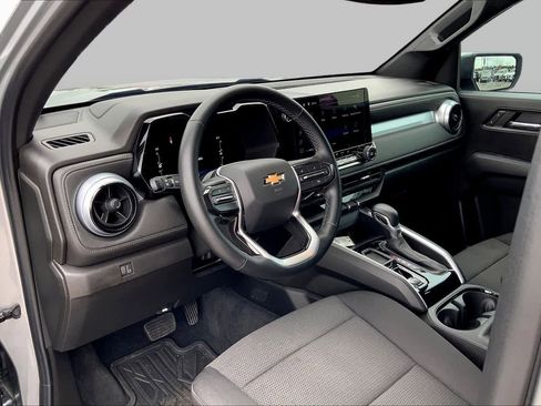 Used 2023 Chevrolet Colorado LT w/ LT Convenience Package II RWD image 17