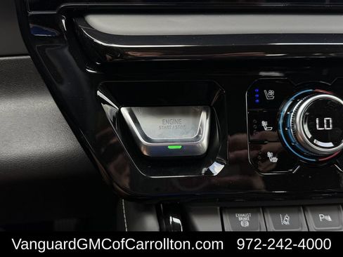 New 2026 GMC Sierra 2500 AT4X AWD/4WD image 18