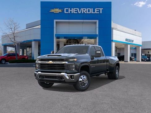 New 2026 Chevrolet Silverado 3500 LT w/ All Star Edition image 8