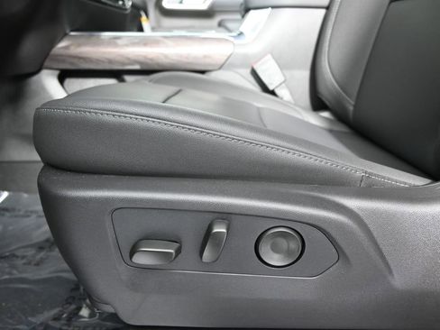 New 2026 Chevrolet Silverado 2500 LTZ w/ Trail Boss Package AWD/4WD image 23