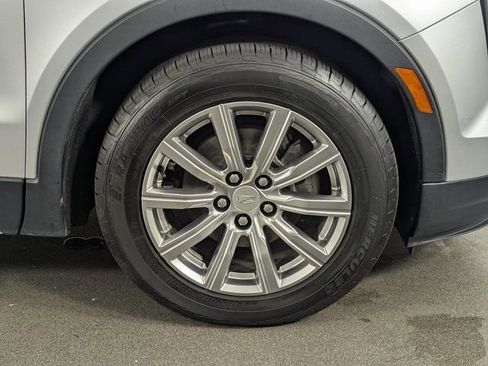 Used 2020 Cadillac XT4 Premium Luxury image 12