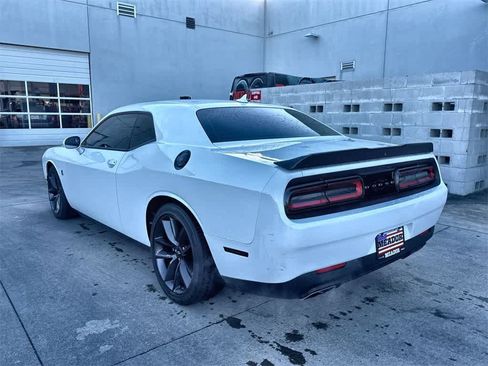 Used 2019 Dodge Challenger R/T Scat Pack image 4