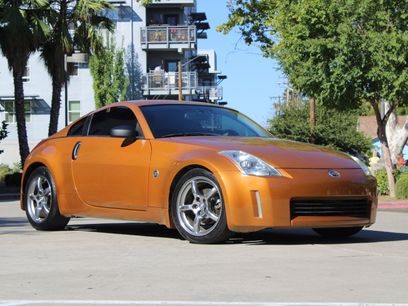 Used 2005 Nissan 350Z Touring w/ (N93) Cargo Convenience Pkg