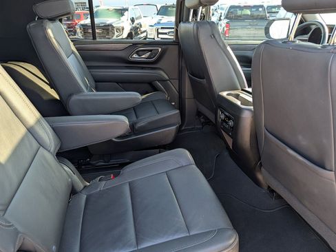 Used 2023 Chevrolet Tahoe Z71 w/ Luxury Package image 28