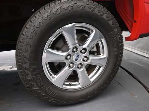 Used 2019 Ford F150 Lariat w/ Equipment Group 502A Luxury AWD/4WD image 15