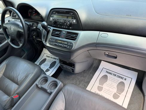 Used 2005 Honda Odyssey EX-L image 32