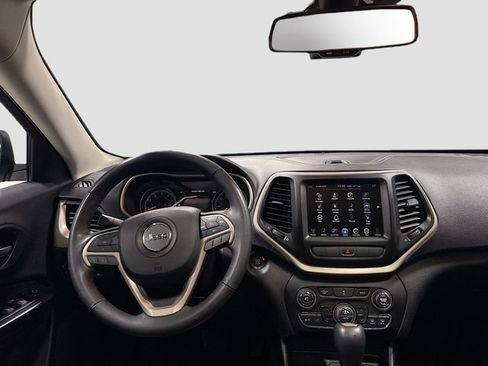 Used 2014 Jeep Cherokee Limited FWD image 22