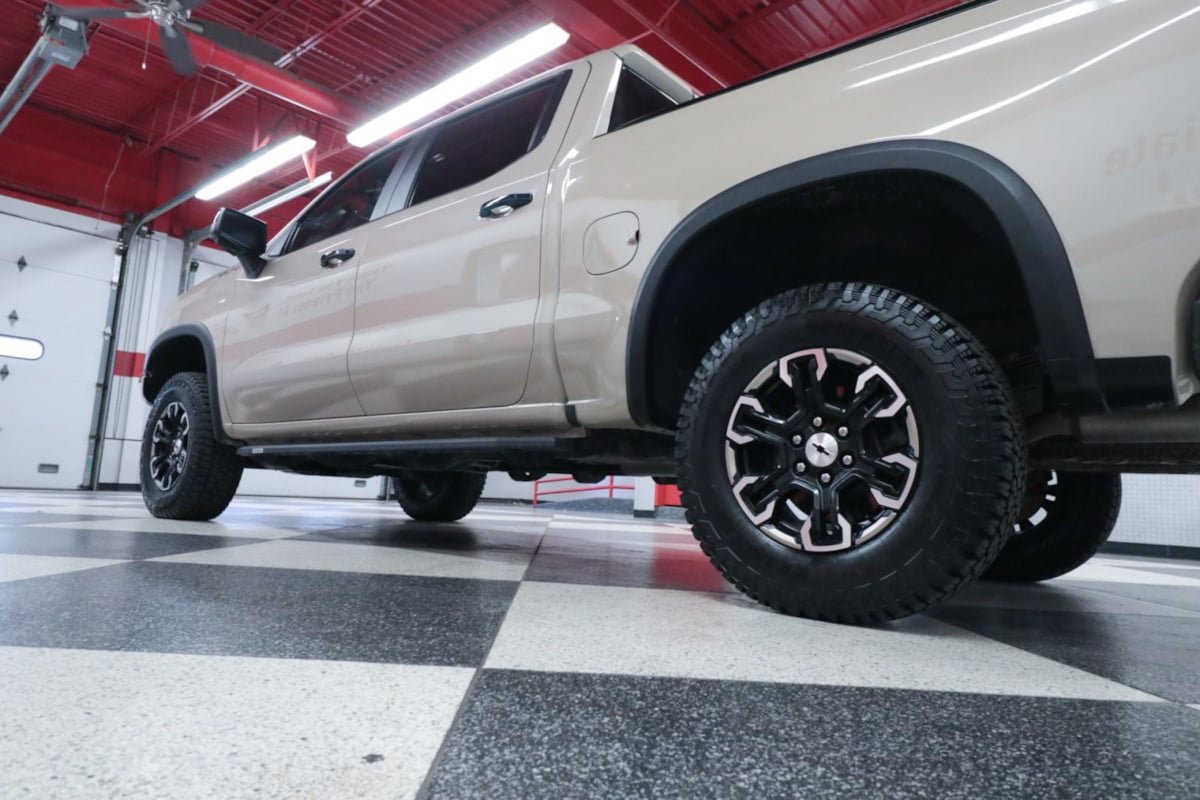 Used 2022 Chevrolet Silverado 1500 ZR2 w/ Technology Package AWD/4WD image 44