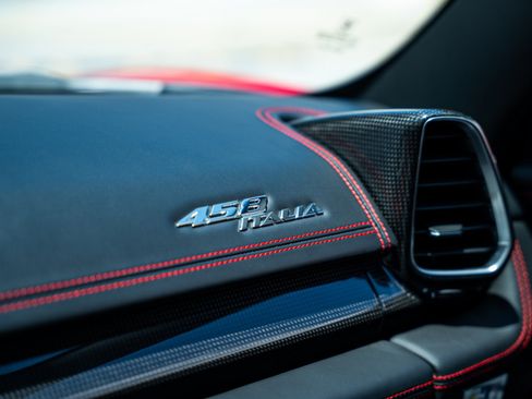 Used 2014 Ferrari 458 Italia Coupe RWD image 7