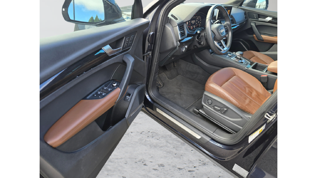 Used 2020 Audi Q5 Prestige AWD/4WD image 19