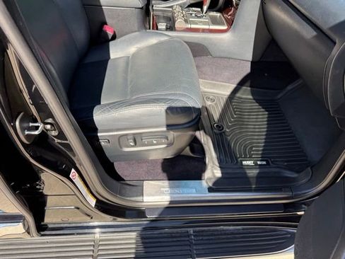 Used 2015 Lexus LX 570 4WD image 96