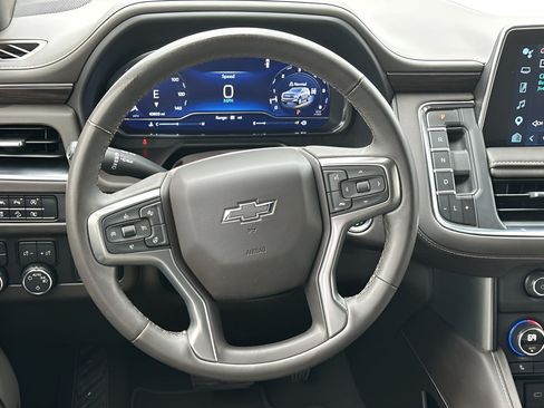 Used 2024 Chevrolet Tahoe Z71 w/ Luxury Package AWD/4WD image 25