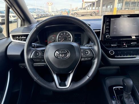 Used 2021 Toyota Corolla SE w/ SE Premium Package image 25