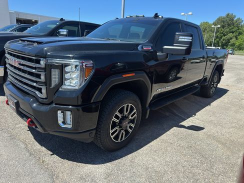 Used 2023 GMC Sierra 2500 AT4 w/ Gooseneck/5TH Wheel Package image 1