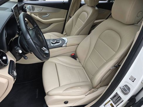 Used 2019 Mercedes-Benz GLC 300 4MATIC Coupe image 16