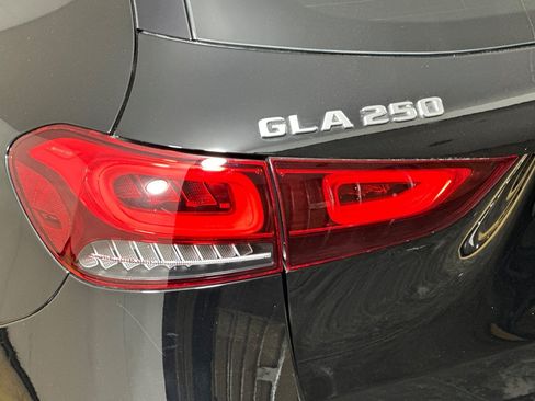 Used 2023 Mercedes-Benz GLA 250 image 26