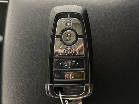 Used 2022 Lincoln Nautilus Reserve w/ Luxury Package FWD image 32
