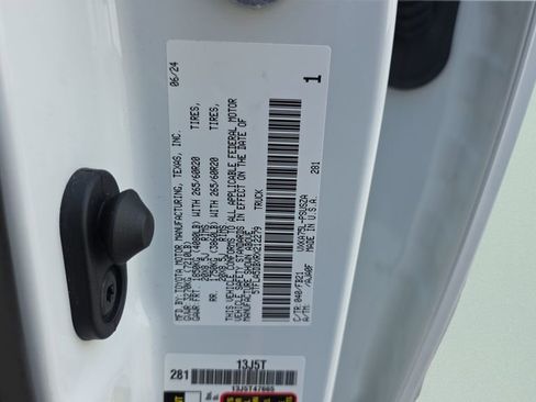 Used 2024 Toyota Tundra SR5 w/ SR5 Convenience Package image 29