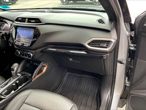 Used 2023 Chevrolet TrailBlazer ACTIV w/ Convenience Package image 12