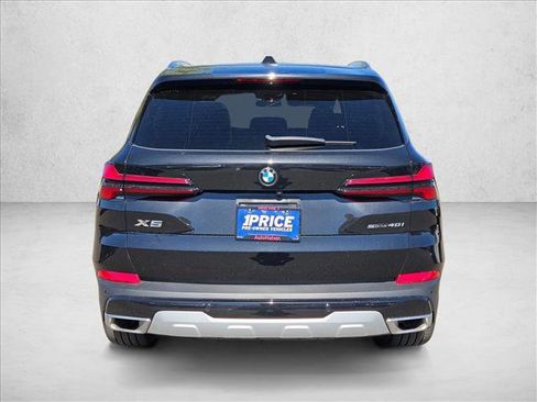 Used 2024 BMW X5 sDrive40i w/ Premium Package image 7