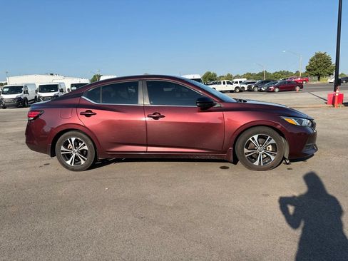 Used 2020 Nissan Sentra SV FWD image 9