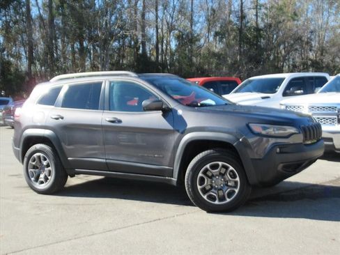 Used 2020 Jeep Cherokee Trailhawk w/ Trailer Tow Group image 2