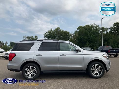 Used 2024 Ford Expedition XLT AWD/4WD image 24