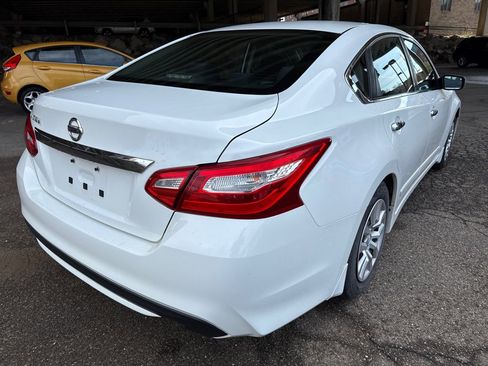 Used 2016 Nissan Altima 2.5 S w/ Power Driver Seat Package image 3