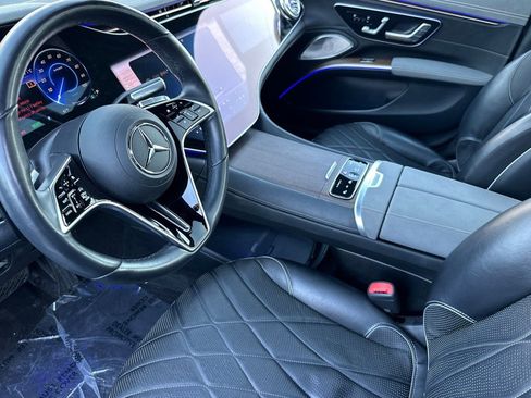 Certified 2022 Mercedes-Benz EQS 580 4MATIC Sedan image 16