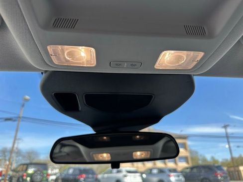 Used 2022 Ford Escape SE w/ Convenience Package image 35