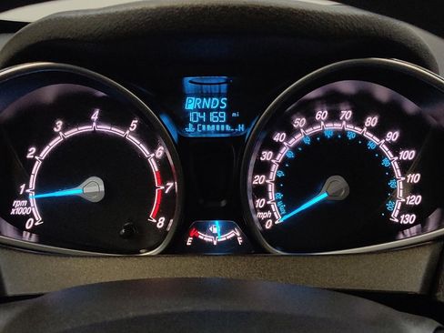 Used 2017 Ford Fiesta SE image 23